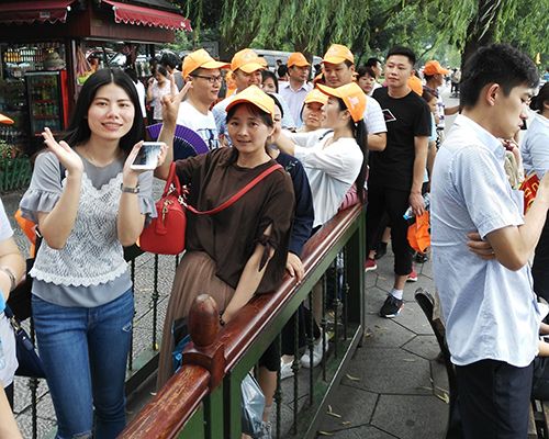 妖精视频一区二区三区股份组织党员及先进员工远赴杭州参观学习